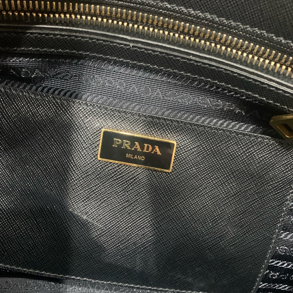 Prada Galleria Saffiano Leather Bag - Picture 7 of 11
